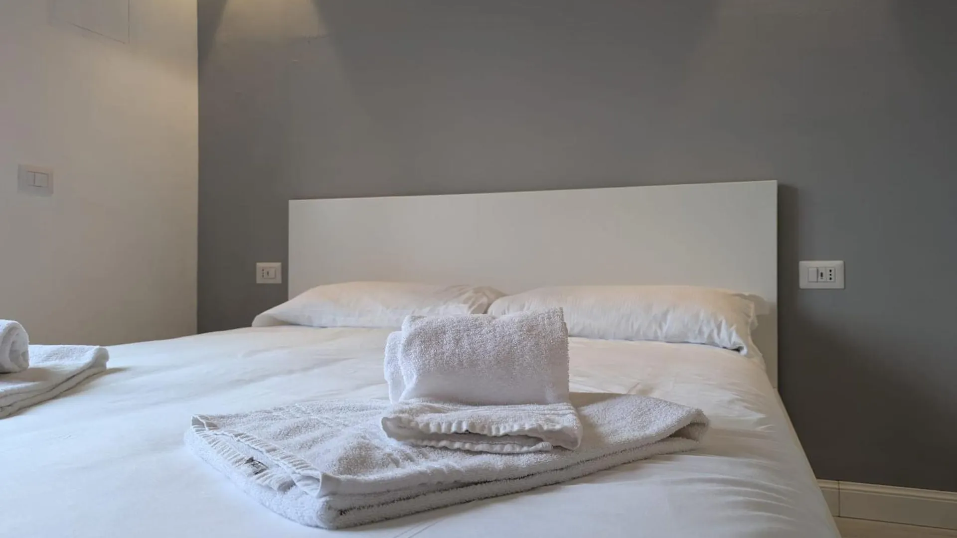 Design Stay Navigli - Fast To Duomo & Airport Milano Italien
